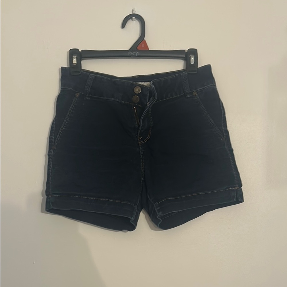 d. jeans Women's Dark Denim Shorts